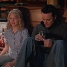 Michelle Williams e Kerr Smith in una scena dell'episodio La decisione di Joey della serie Dawson's Creek