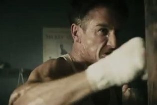 International Trailer - The Gangster Squad