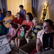 Reality: Aniello Arena e Giuseppina Cervizzi insieme a tutta la famiglia sul set del film