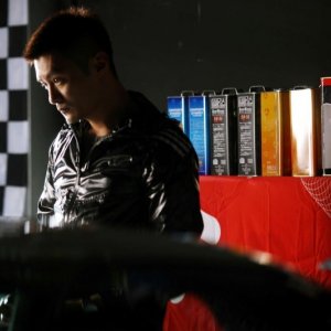 Motorway: Shawn Yue in una scena