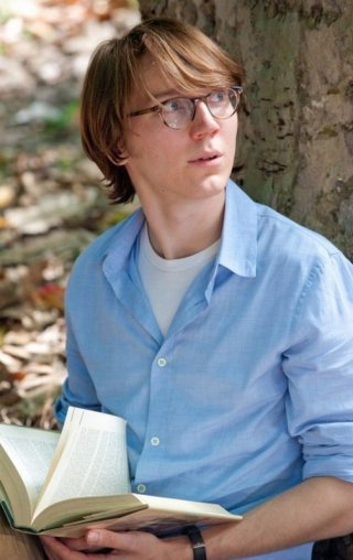 Ruby Sparks: Paul Dano è Calvin, un giovane scrittore in cerca d'amore e ispirazione, in una scena del film