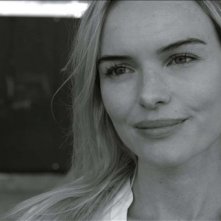While We Were Here: la bellissima Kate Bosworth in un bel primo piano tratto dal film