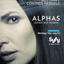 Alphas: un character poster della stagione 2 per Nina Theroux, il personaggio interpretato da Laura Mennell