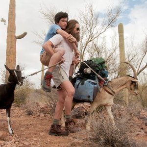 Graham Phillips e David Duchovny in una scena di Goats