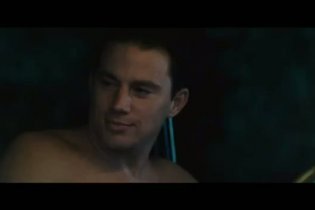 Clip 'Bagno nudi di notte' - La memoria del cuore