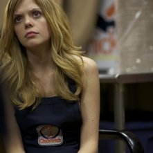 Compliance: la protagonista Dreama Walker in una scena del film