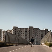 E' stato il figlio: Alfredo Castro di spalle in una scena del film