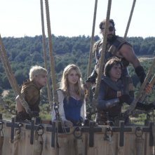 Il cavaliere del Santo Graal: Sergio Peris-Mencheta, Natasha Yarovenko, Manuel Martínez e Adrián Lamana in mongolfiera in una scena del film