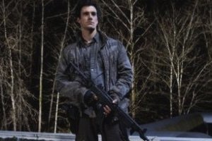 Falling Skies: un'immagine di Drew Roy nell'episodio Ritorno a casa