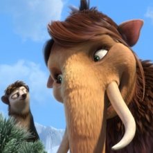 L'era glaciale 4: Continenti alla deriva, Ellie parla con l'amico Louis in una scena del film