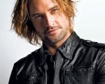 Josh Holloway in Paranoia