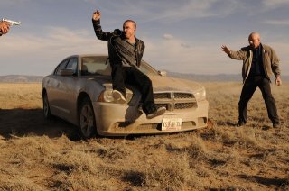 Breaking Bad: Aaron Paul e Bryan Cranston nell'episodio Live Free or Die