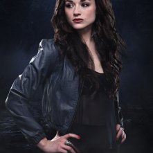 Teen Wolf: Crystal Reed in una foto promozionale della stagione 2