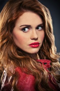 Teen Wolf: Holland Roden in una foto promozionale della stagione 2