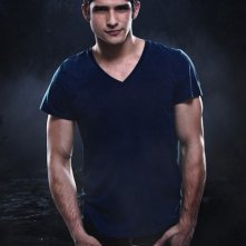 Teen Wolf: Tyler Posey in una immagine promozionale della stagione 2