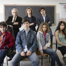 Il rosso e il blu: il cast del film in una foto promozionale