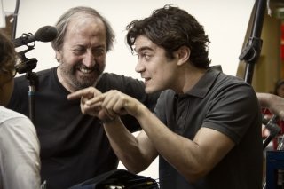 Il rosso e il blu: il regista Giuseppe Piccioni con Riccardo Scamarcio sul set del film