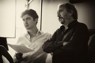 Il rosso e il blu: il regista Giuseppe Piccioni insieme a Riccardo Scamarcio sul set