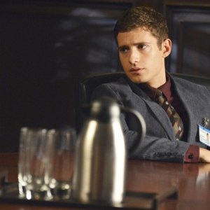 Pretty Little Liars: Julian Morris nell'episodio Stolen Kisses