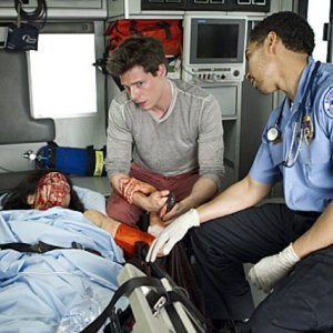 Weeds: Hunter Parrish e Mary-Louise Parker nell'episodio Messy