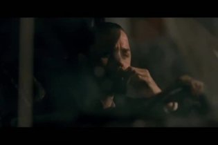 Clip 'Irruzione' - Contraband