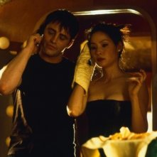 Matt LeBlanc con Lucy Liu in Charlie's Angels