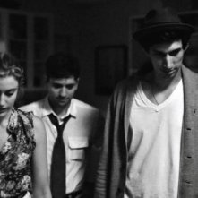 Greta Gerwig insieme al cast maschile di Frances Ha