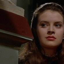 Isobel Black in una scena del film Il mistero del castello (1963)