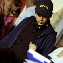 Massimo Coglitore durante il lavoro su un set