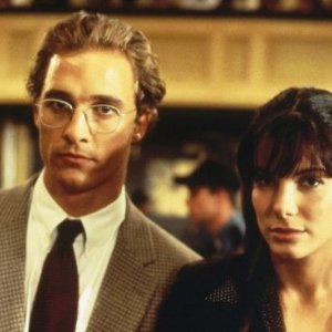 Sandra Bullock ne Il momento di uccidere con Matthew McConaughey