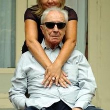 il regista Michelangelo Antonioni con sua moglie Enrica