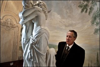 La migliore offerta: Geoffrey Rush in una scena del film diretto da Giuseppe Tornatore