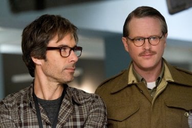 Perception: Eric McCormack e Cary Elwes in una scena dell'episodio Cipher