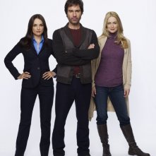 Perception Eric Mccormack Rachael Leigh Cook E Kelly Rowan In Una Foto Promozionale Della Serie 247373