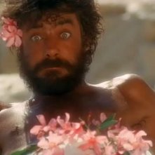 Una buffa espressione di Giancarlo Giannini in 'Travolti da un insolito destino nell'azzurro mare di agosto'