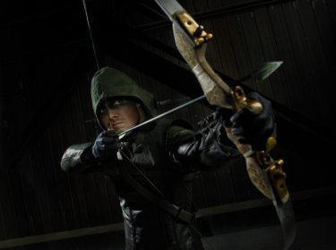 Arrow: Stephen Amell in an early photo of the series
