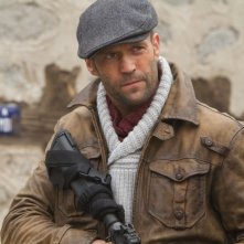 I mercenari 2 : lo sguardo cagnesco di Jason Statham in una scena del film
