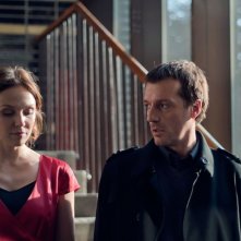 Betrayal: Albina Dzhanabaeva in una scena del film insieme a Dejan Lilic