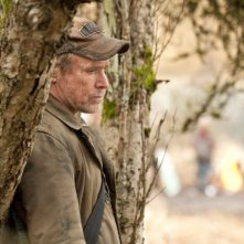 Falling Skies: un pensieroso Will Patton nell'episodio La marcia della morte