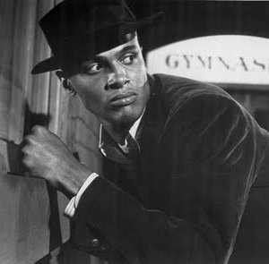 Un primo piano di Harry Belafonte in Carmen Jones