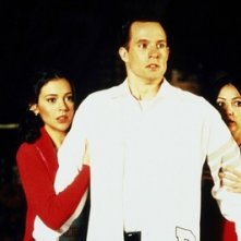 Holly Marie Combs e Alyssa Milano in una scena dell'episodio Mondo di celluloide della serie Streghe