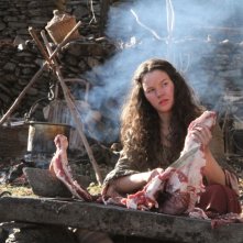 Lines of Wellington: Joana de Verona alle prese con della carne animale in una scena