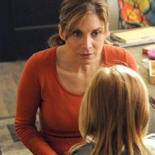 Revolution: Elizabeth Mitchell in una delle prime immagini della serie