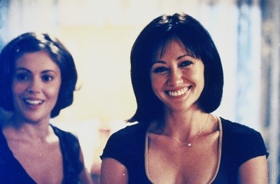 Shannen Doherty prepara l'addio: 'Voglio le mie ceneri mescolate con quelle del mio cane e di mio padre'