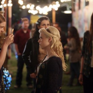 Bunheads: Bailey Buntain e Kaitlyn Jenkins nell'episodio Movie Truck