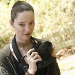 Bunheads: Emma Dumont nell'episodio Inherit the Wind