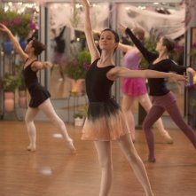 Bunheads: Julia Goldani Telles nell'episodio For Fanny