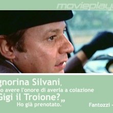 Paolo Villaggio in Fantozzi (1975) - la nostra eCard: condividi sui social le immagini e frasi dei tuoi film e attori preferiti!