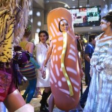 90210: Jessica Stroup e Shenae Grimes nell'episodio It's the Great Masquerade, Naomi Clark