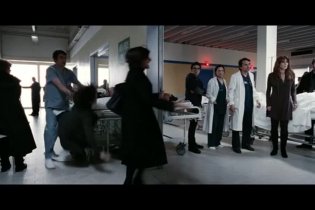 Clip 'Il medico e la paziente' - Bella addormentata